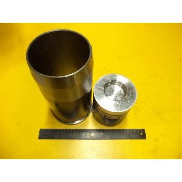 Гильза-поршень Д-260  п/к (Г+П+УК) Новатор (под палец 42мм.) Гильза-поршень Д-260  п/к (Г+П+УК) Новатор (под палец 42мм.)