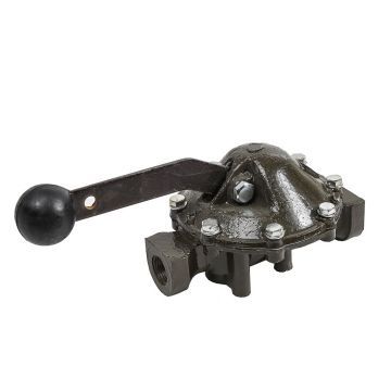 Насос РНМ-1КУ2 (700.11.00.130) ручной подкачки К-700 Насос РНМ-1КУ2 (700.11.00.130) ручной подкачки К-700