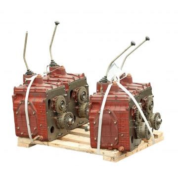 Коробка передач 72-1700010-06 МТЗ-82 рычаг посередине ,без привода ГХУ, эл.стартер РУП МТЗ