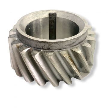 Шестерня 240-1005030-Д (20зуб.)